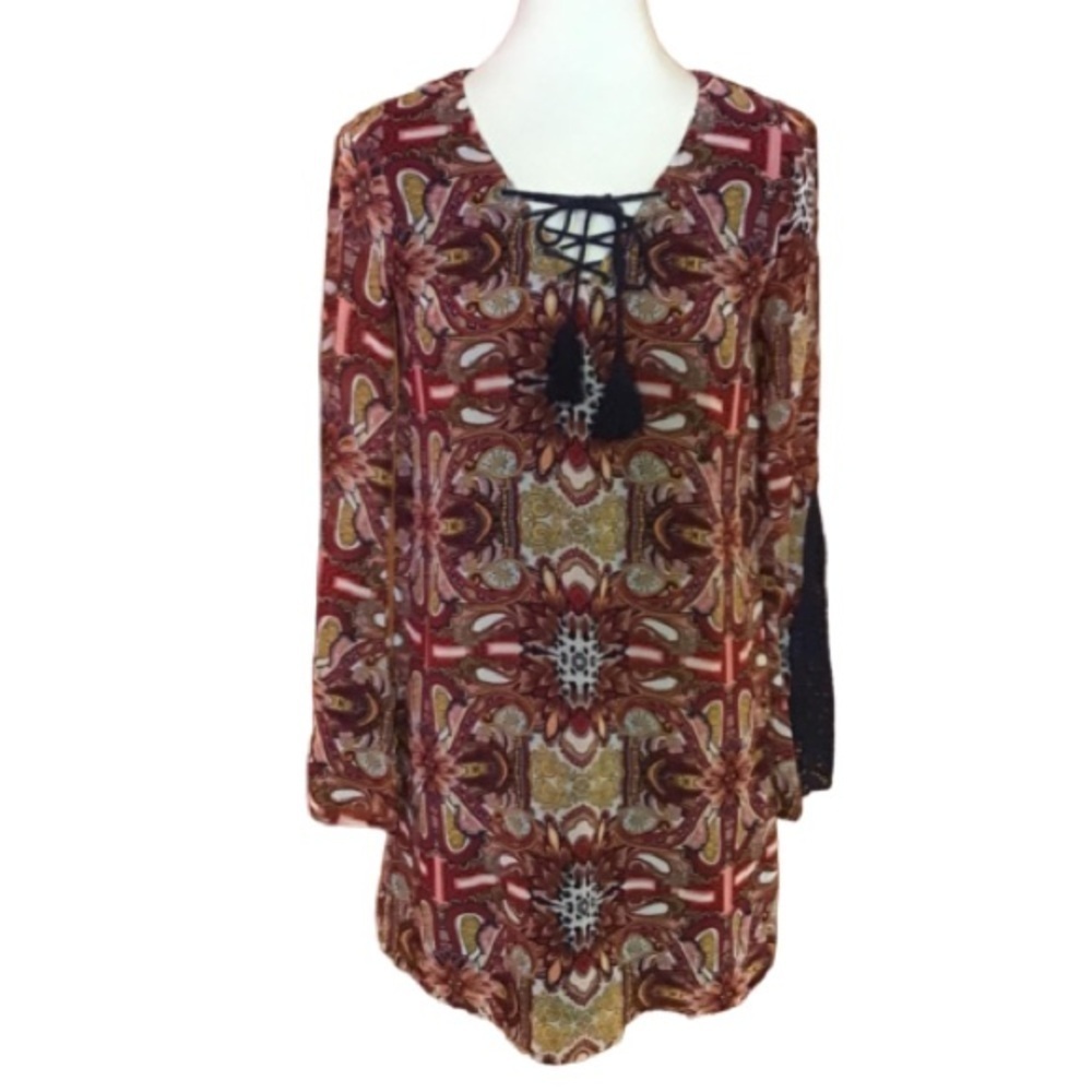 Love fire bell sleeve 60s vibes dress